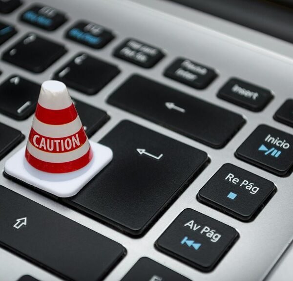 tech risk phone numbers